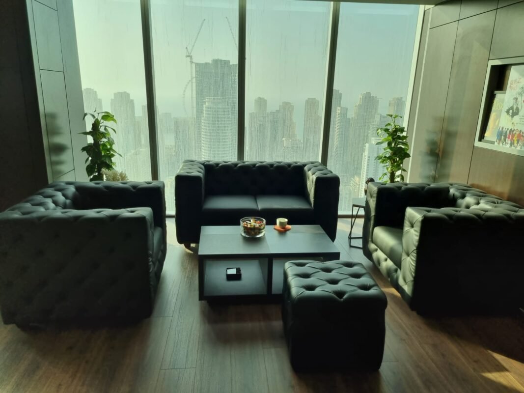 selecting the perfect office furniture matters 629483e890495 office furniture dubai