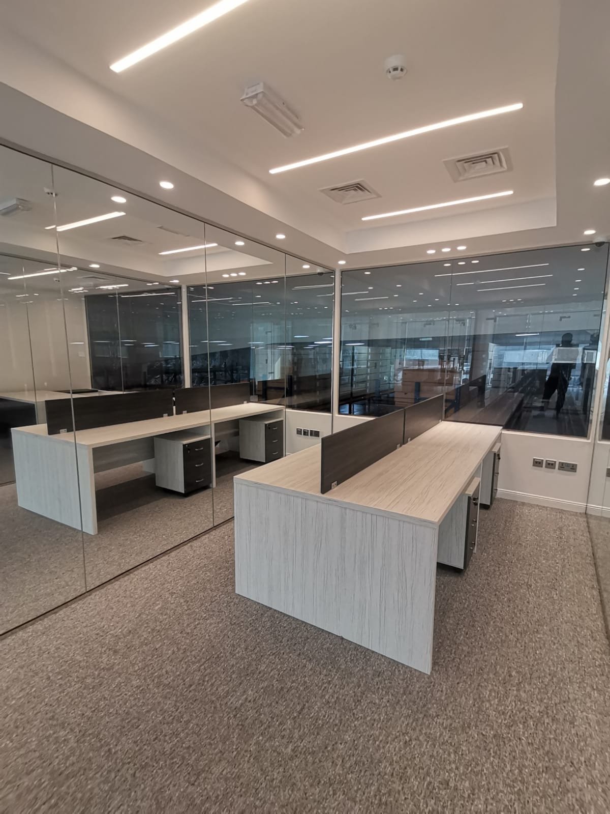 The Most Comfortable Office Workstations Dubai - Office Furniture ...