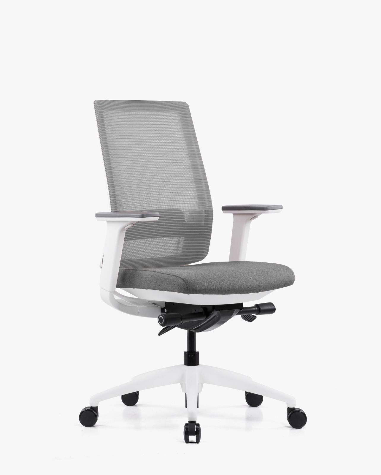 Timb Operator Chair 1 Timb Operator Chair
